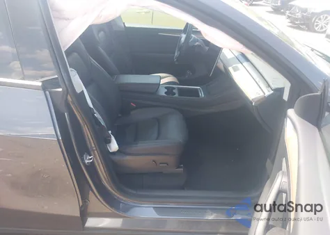 2023 Tesla Model Y Performance Dual Motor All-Wheel Drive z USA, uszkodzony, nr VIN 7SAYGDEF9PF614739